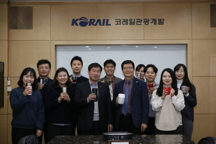 코레일관광개발...\'플라스틱 프리 체인지\' 동참, 1회용 컵 대신 머그컵