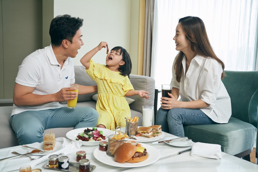 메리어트 인터내셔널 21개 호텔, 최대 20만원 할인 다이닝 스테이케이션 패키지 출시