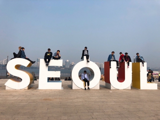 일본 남자고교생 미스터콘테스트 수상자 10명 서울 홍보