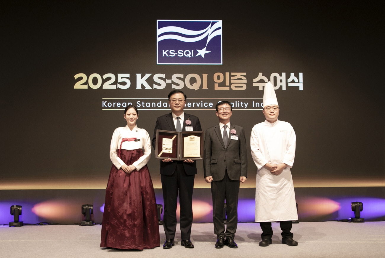 “서비스 퀄리티 끝판왕” 롯데호텔앤리조트, KS-SQI 3개 부문 동시 1위