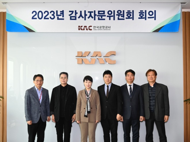 기념사진촬영.jpg