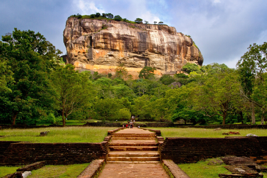 sigiriya-459197_1920.jpg