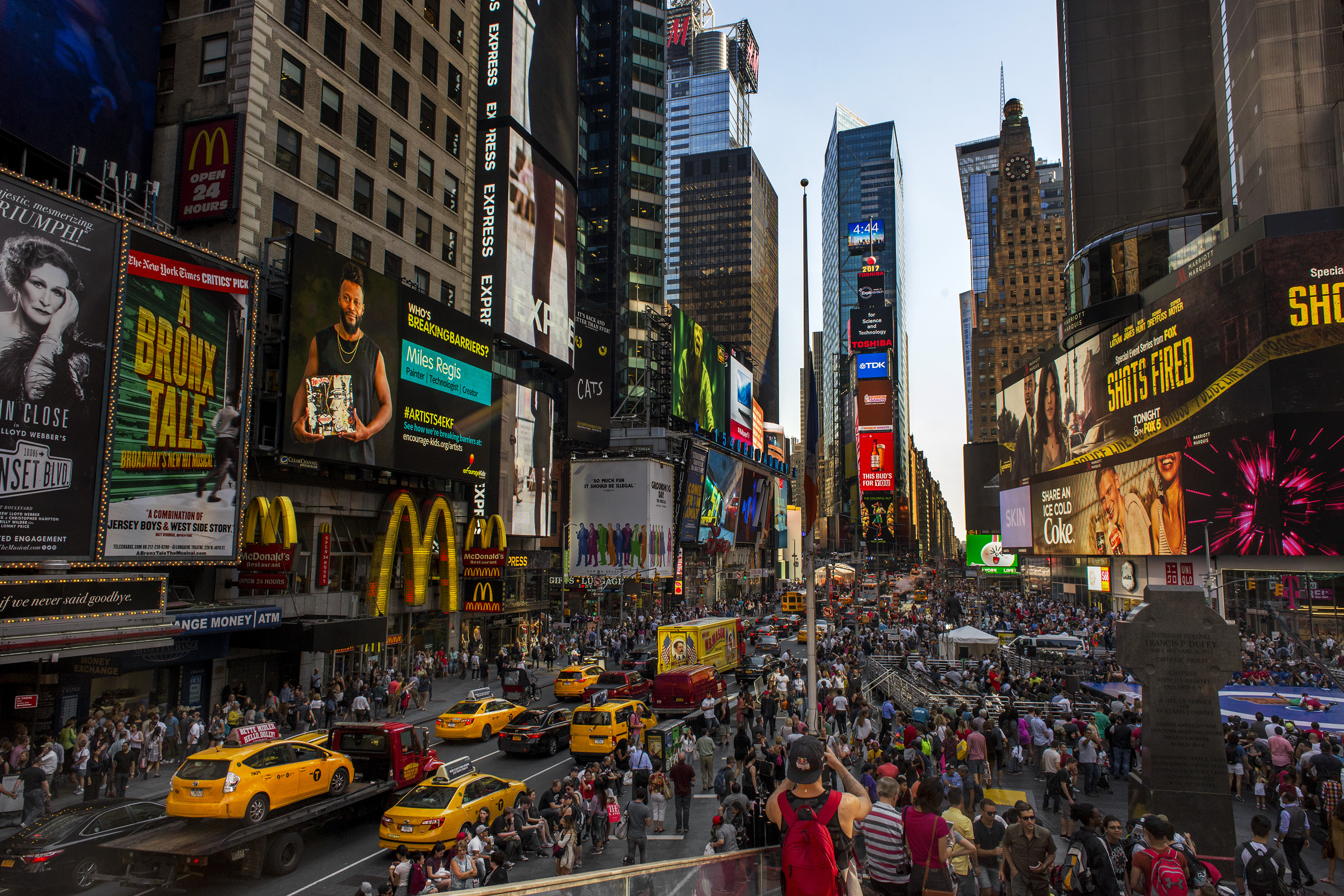 Times-Square_Brittany-Petronella_0069.jpg