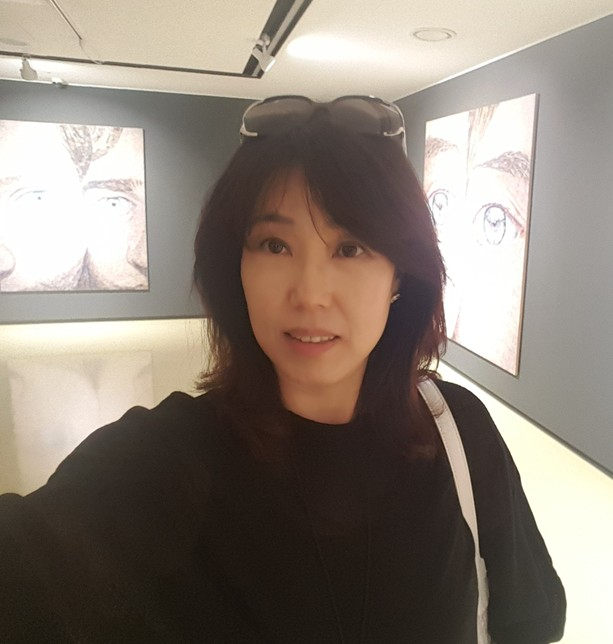 조로사 작가.jpg