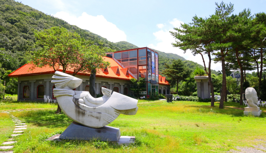 [크기변환]모산미술관 전경.jpg