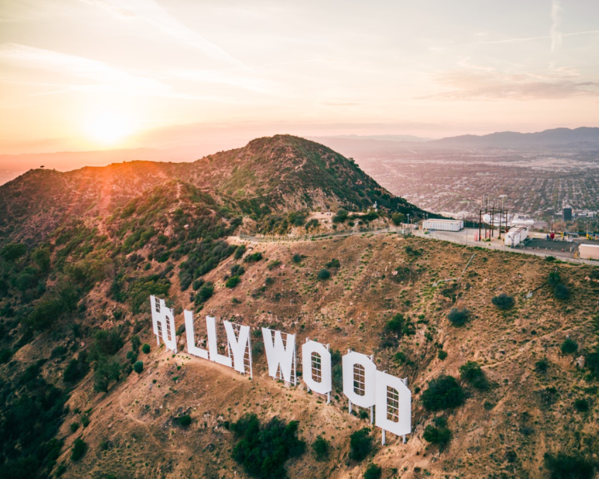 로스앤젤레스관광청_할리우드 사인 ⓒDylan Schwartz, courtesy of Los Angeles Tourism.jpg