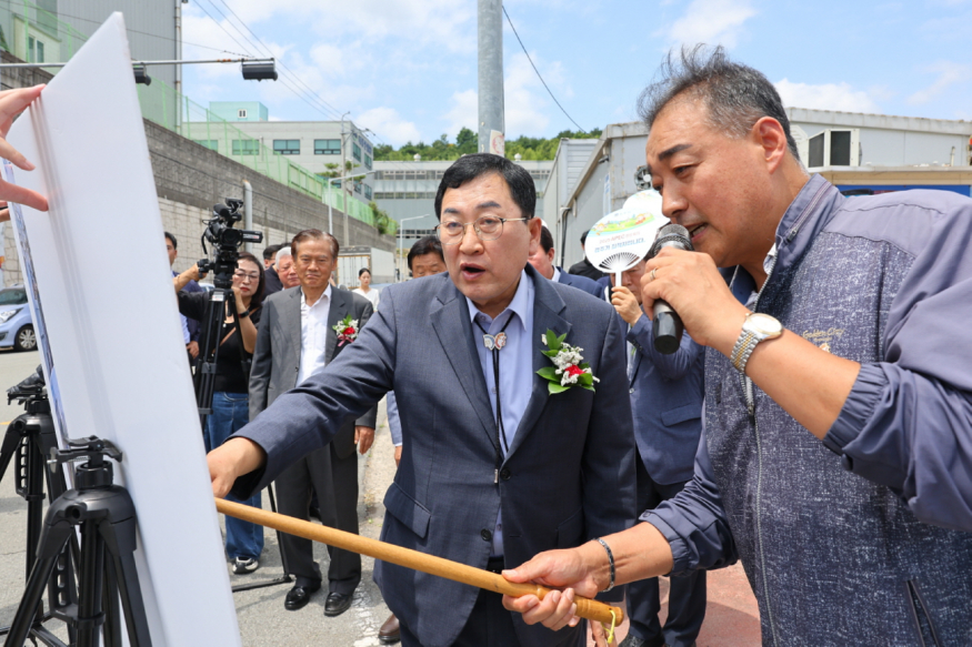 [크기변환]01_경주 외동산단 복합문화센터 첫 삽.JPG