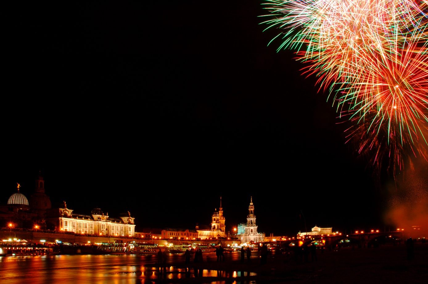 Dresden_Elbe__2325_RET.jpg