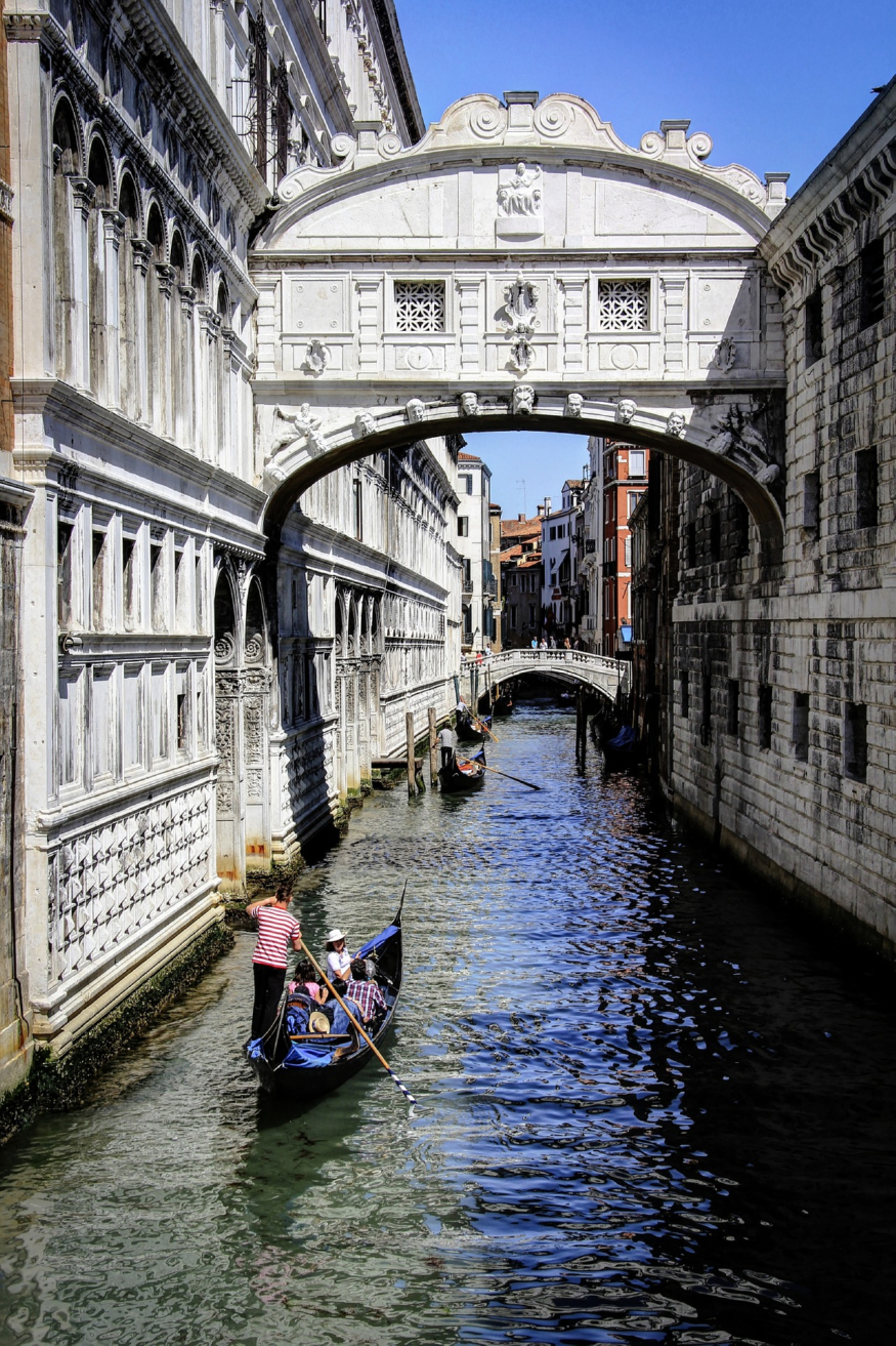 venice-1952633_1920.jpg