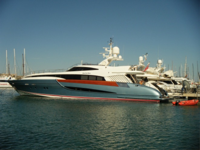 yachts-500414_1920.jpg