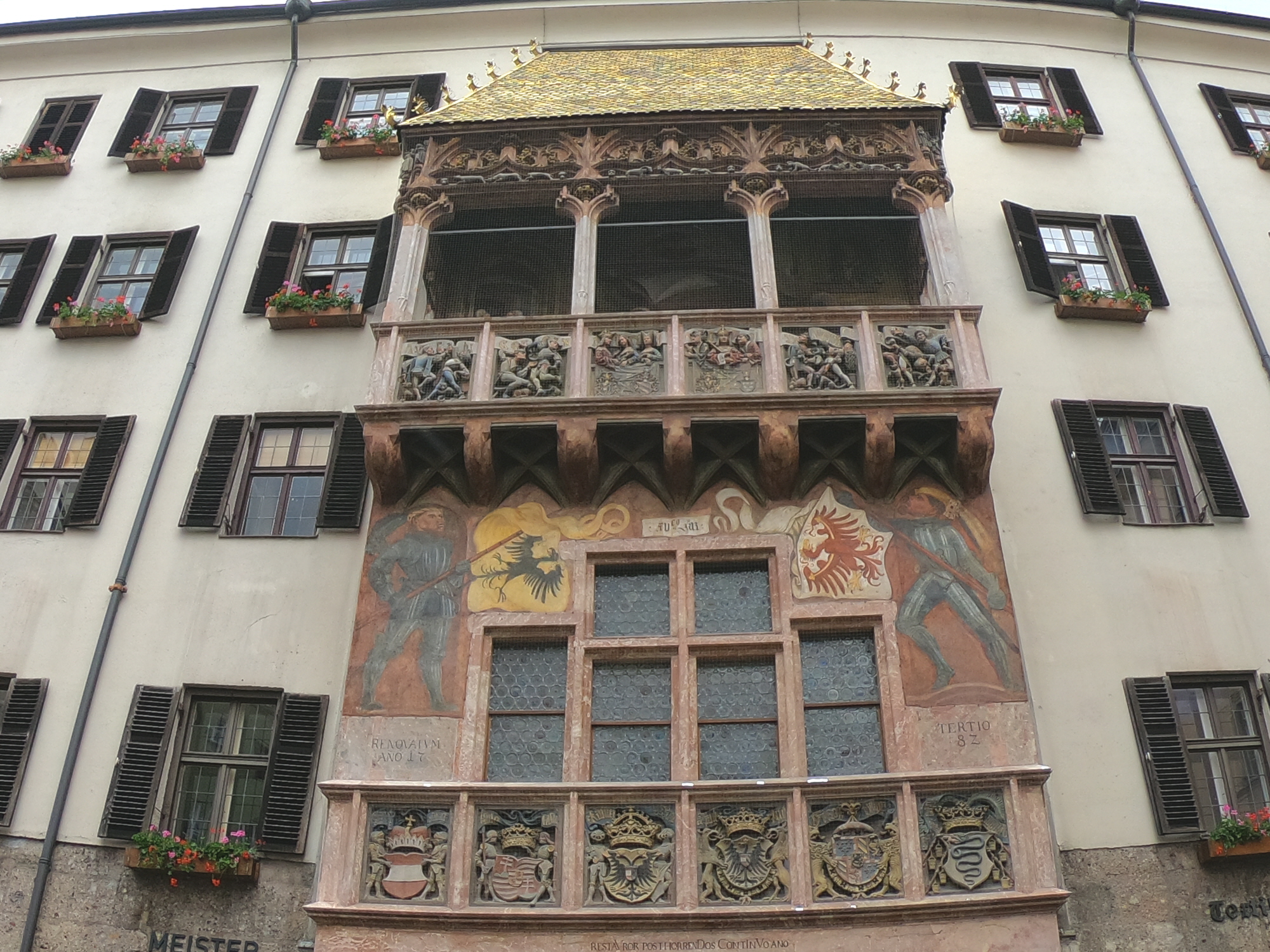 황금지붕2.jpg