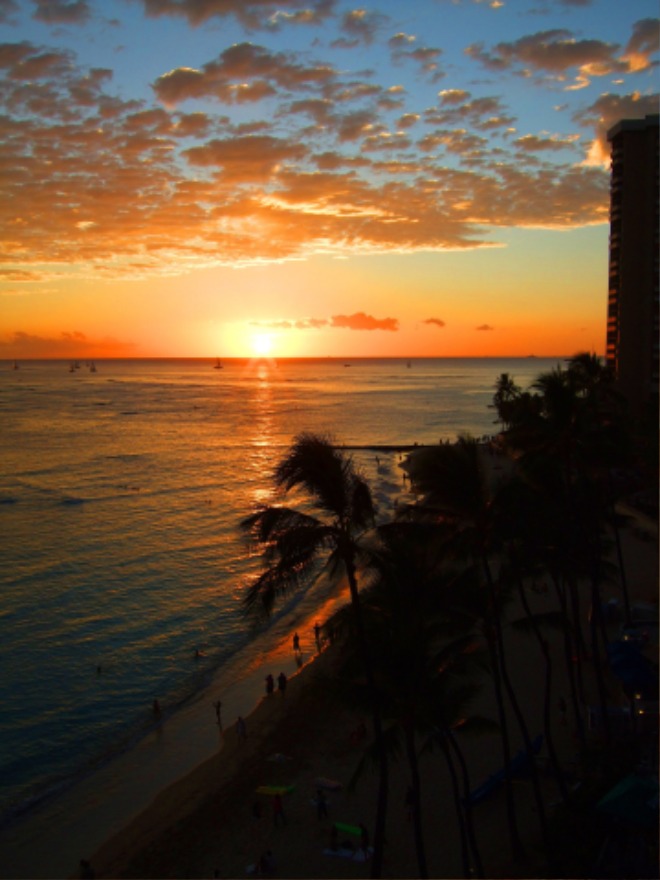 waikiki-beach-348356_1920.jpg
