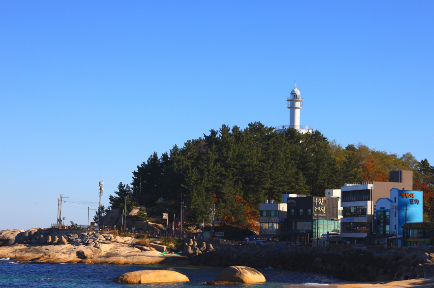 [크기변환]111109속초등대3.jpg