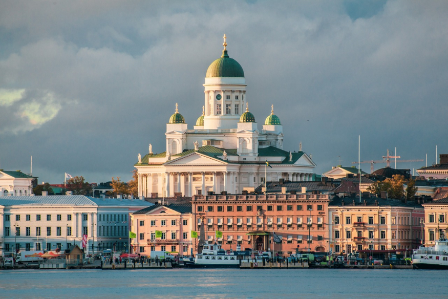 helsinki-cathedral-4189824_1280.jpg