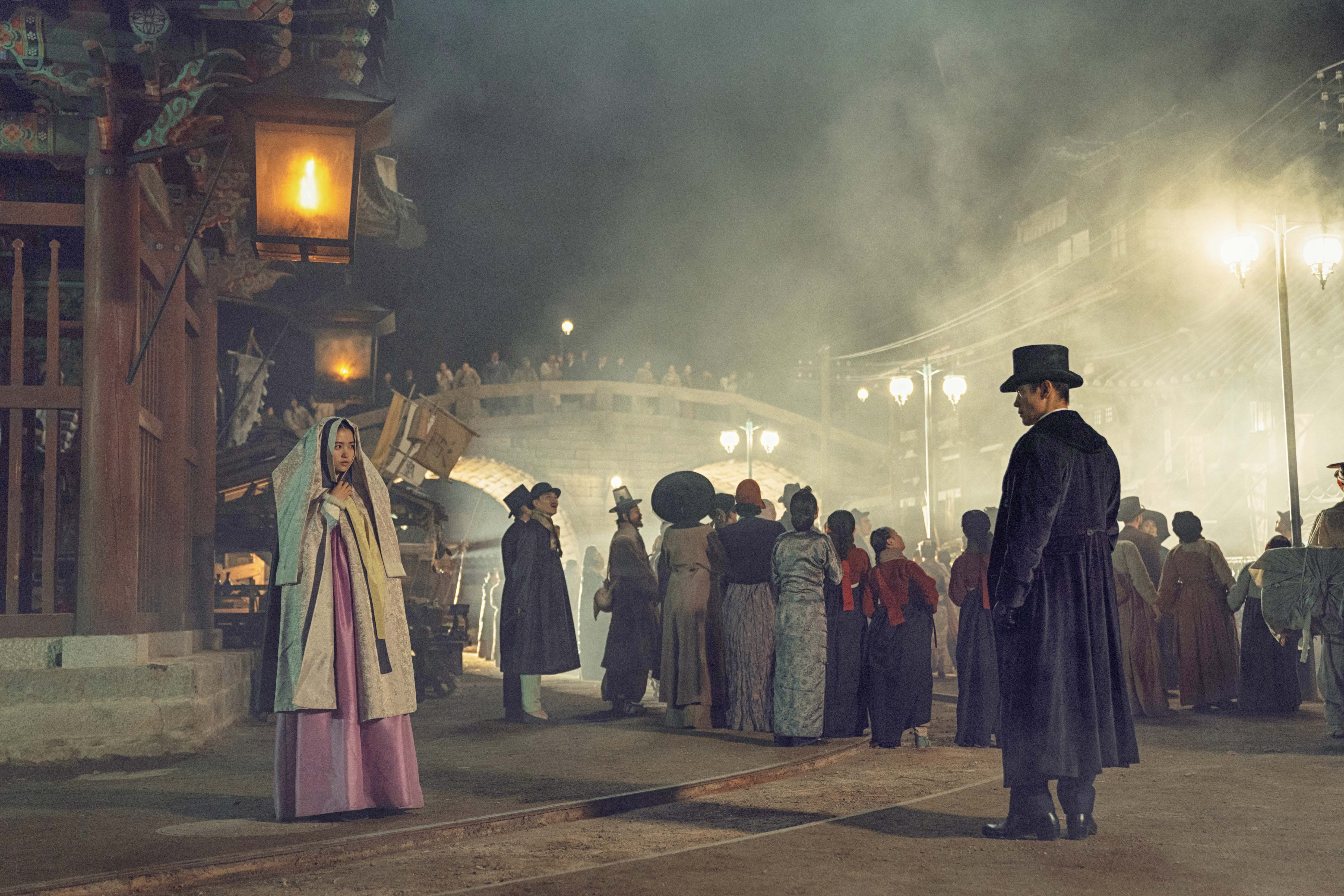 미스터션샤인 컷(사진제공 (주)화앤담픽쳐스).jpg