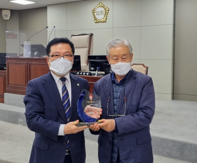 사진2.jpg