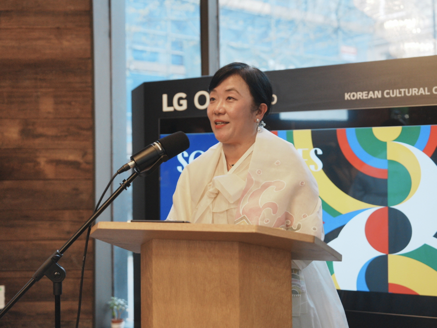 [크기변환]3. 선승혜 주영한국문화원장 환영사.JPG