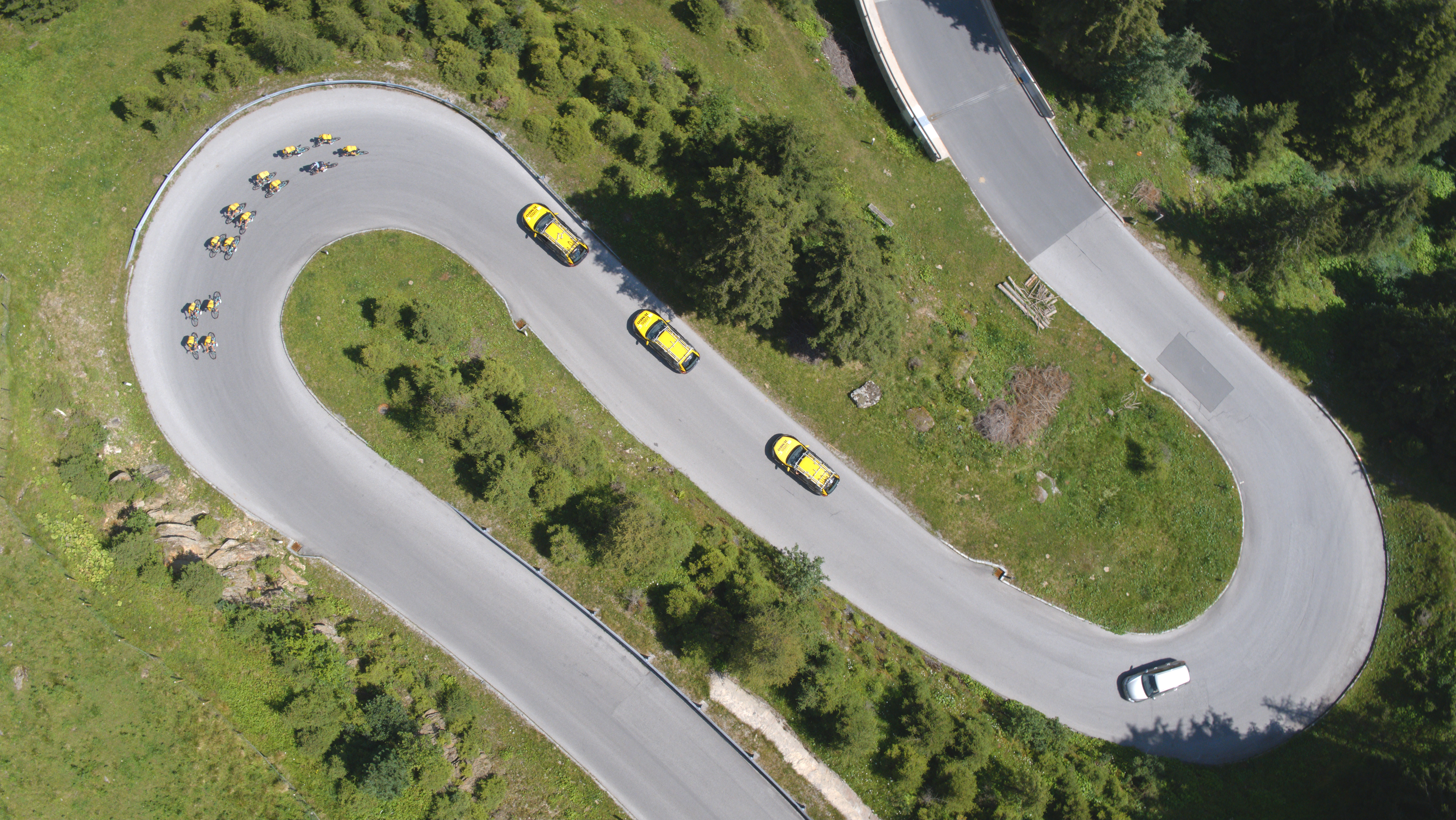 LottoNLJumbo setzt zum zweiten Mal auf H철hentraining in K체htai - 3.jpg