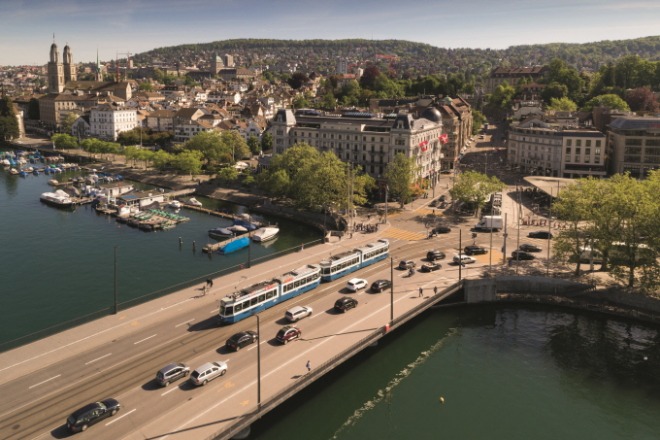 스Zurich_ST0042951.jpg