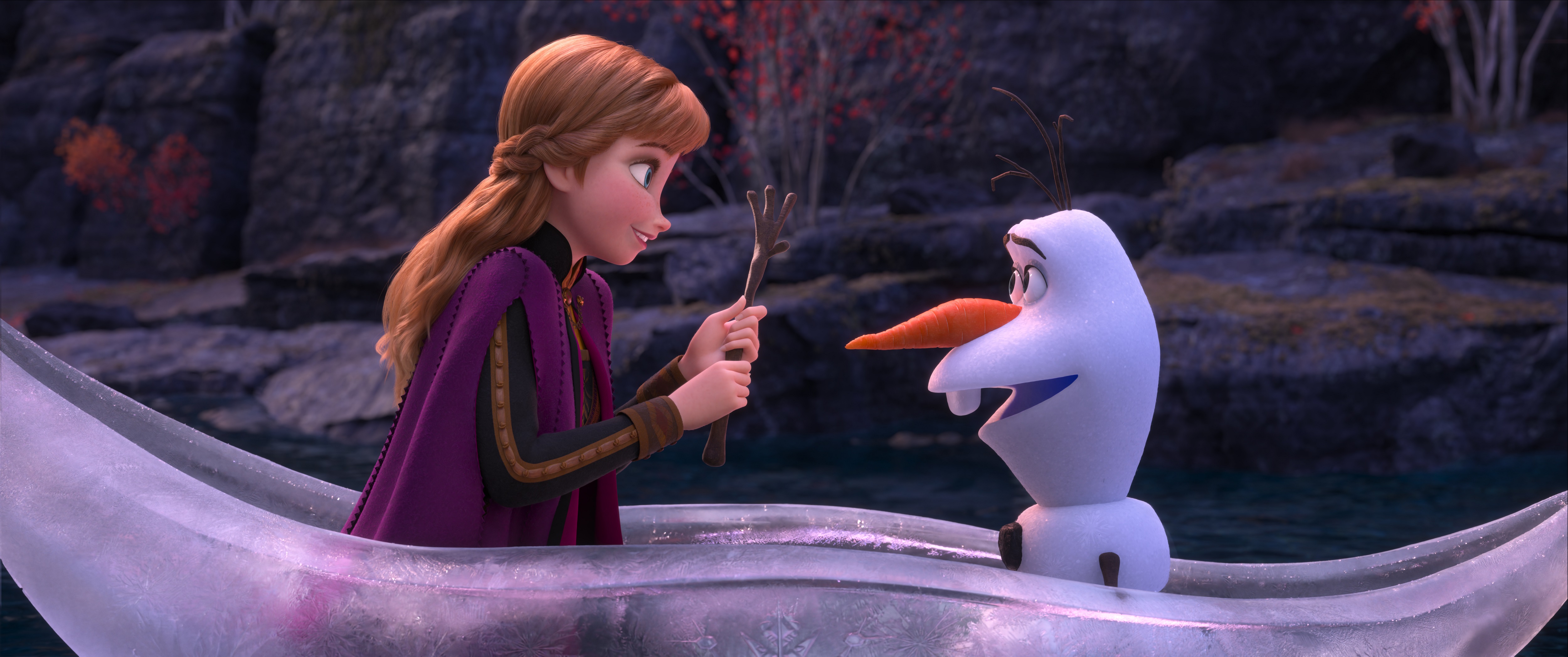 FROZEN_2_ONLINE_USE_IceBoat_-_FinalFrame240_17_frame349_Revised_FINAL(1)....jpg