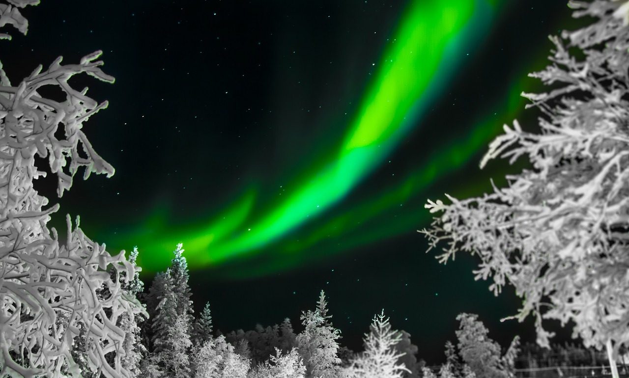 aurora-borealis-1712052.jpg