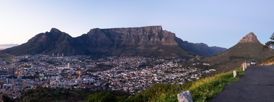 table-mountain-3597002_1920.jpg