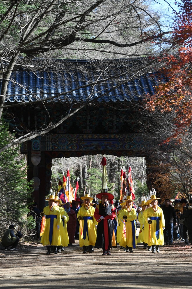 [꾸미기]이운식1.jpg