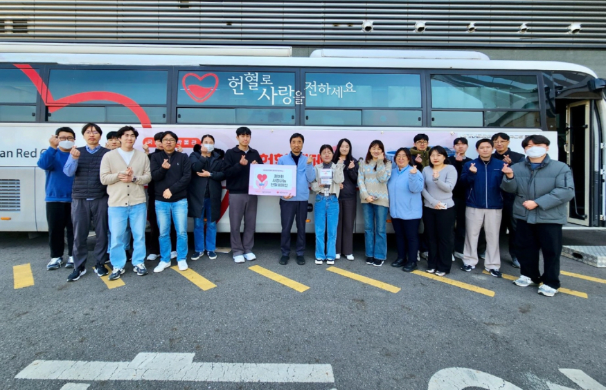 [크기변환]단체사진.jpg