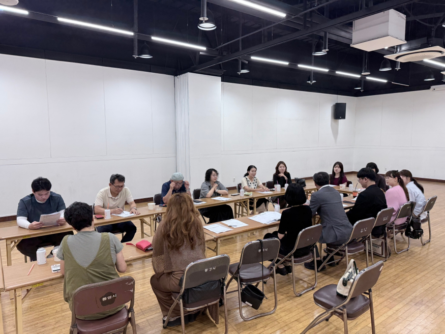 완성[진흥원] 0824 기획자 간담회 현장_2.jpg